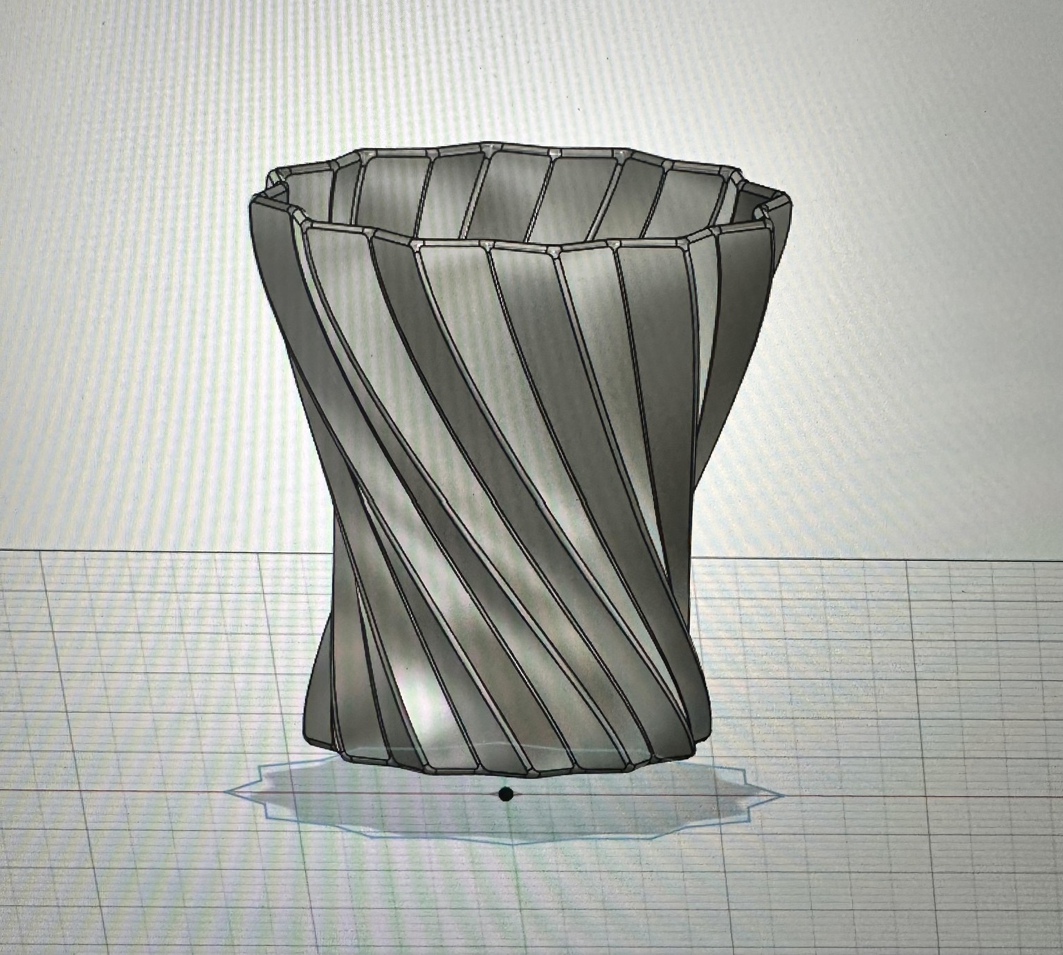 Crashed vase and 2nd try w/print - image 1 - student project