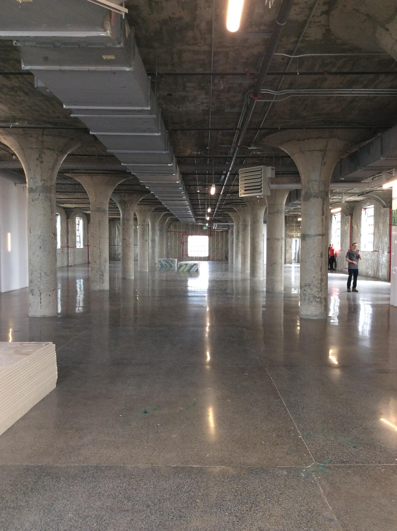 Tower Automotive Building (MOCA), Toronto - image 2 - student project