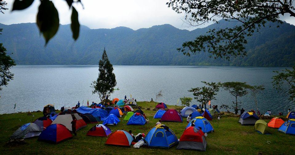 My friend trip to Lake Holon - image 2 - student project