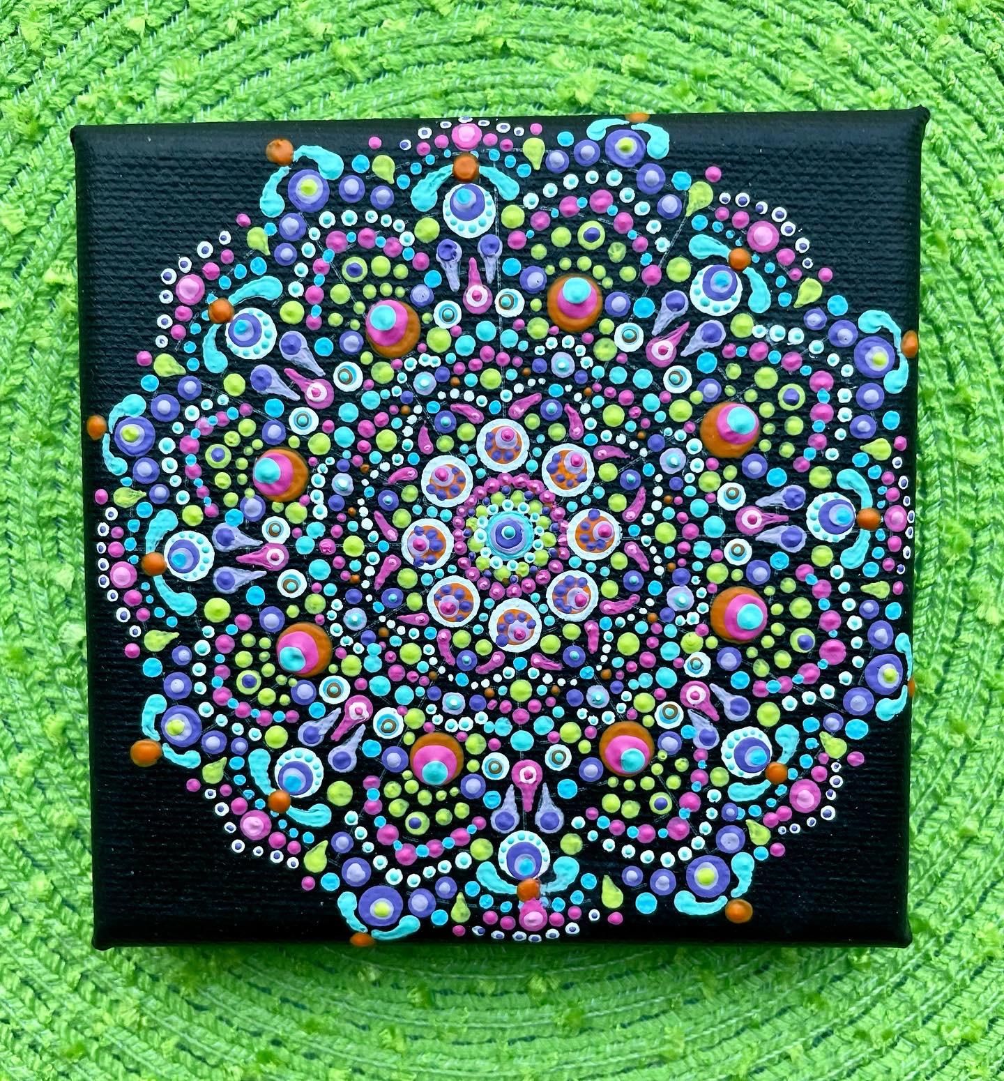 My first dot mandala - image 1 - student project