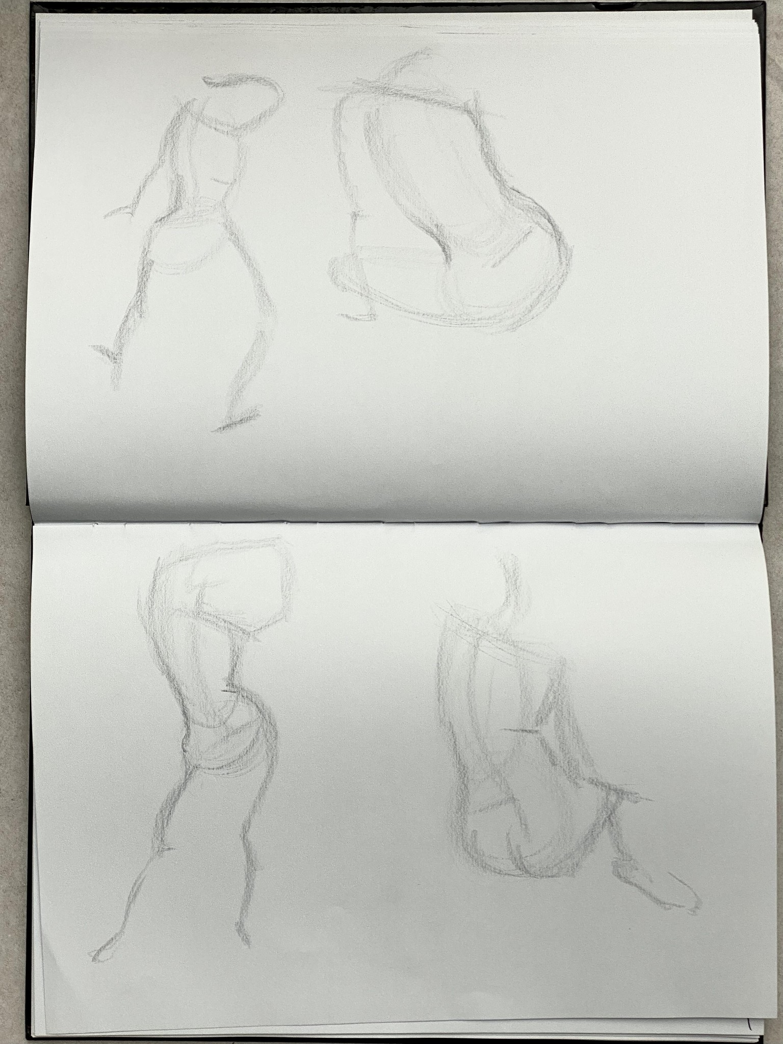 Update 18 April - 2021 : Lori's Gesture drawing project - image 13 - student project