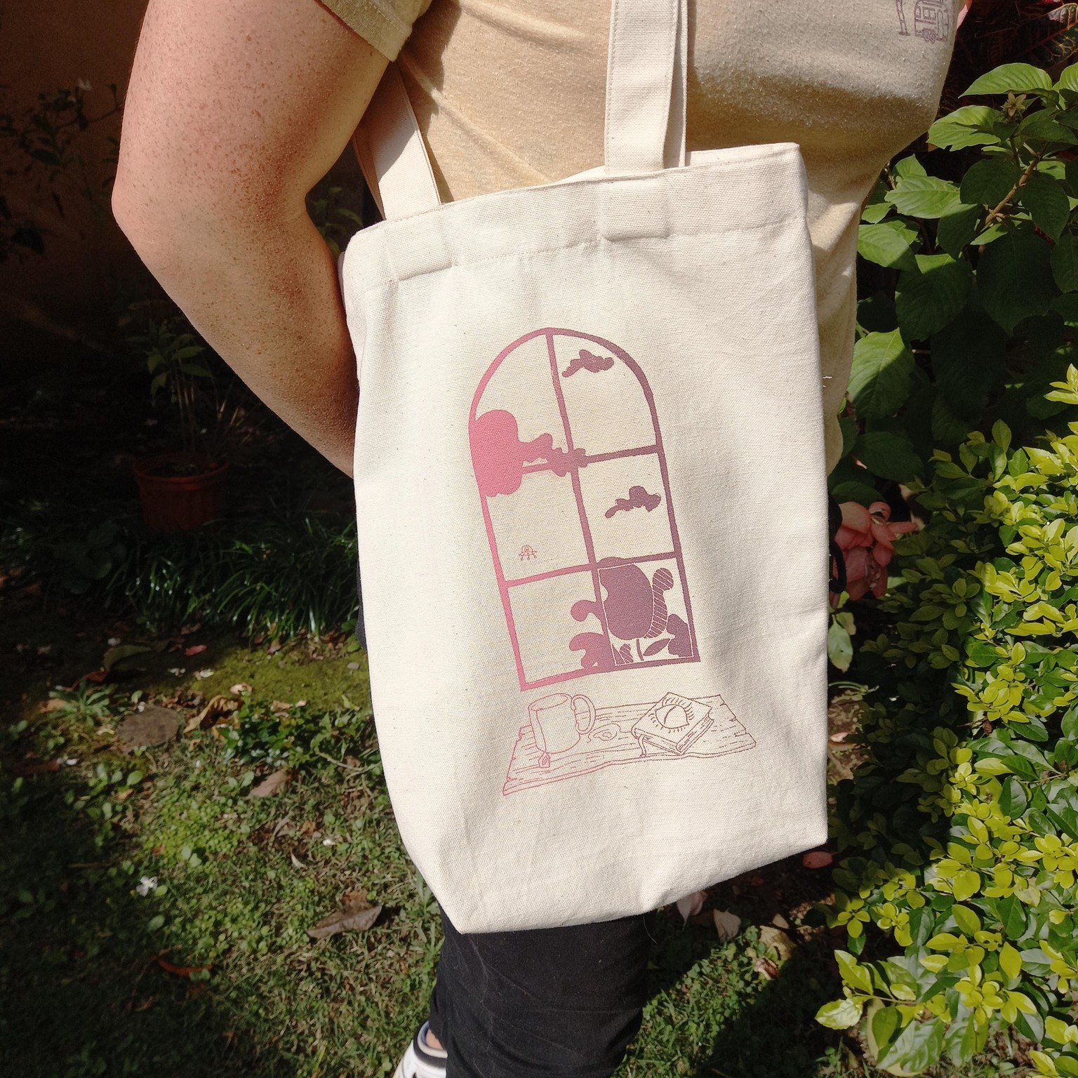 My Own Little Tote Bag - image 2 - student project