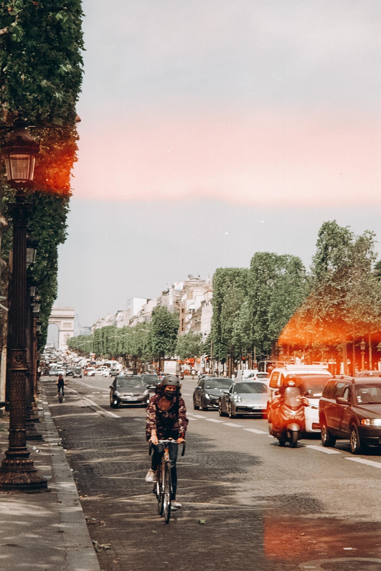 A summer in Paris - image 2 - student project