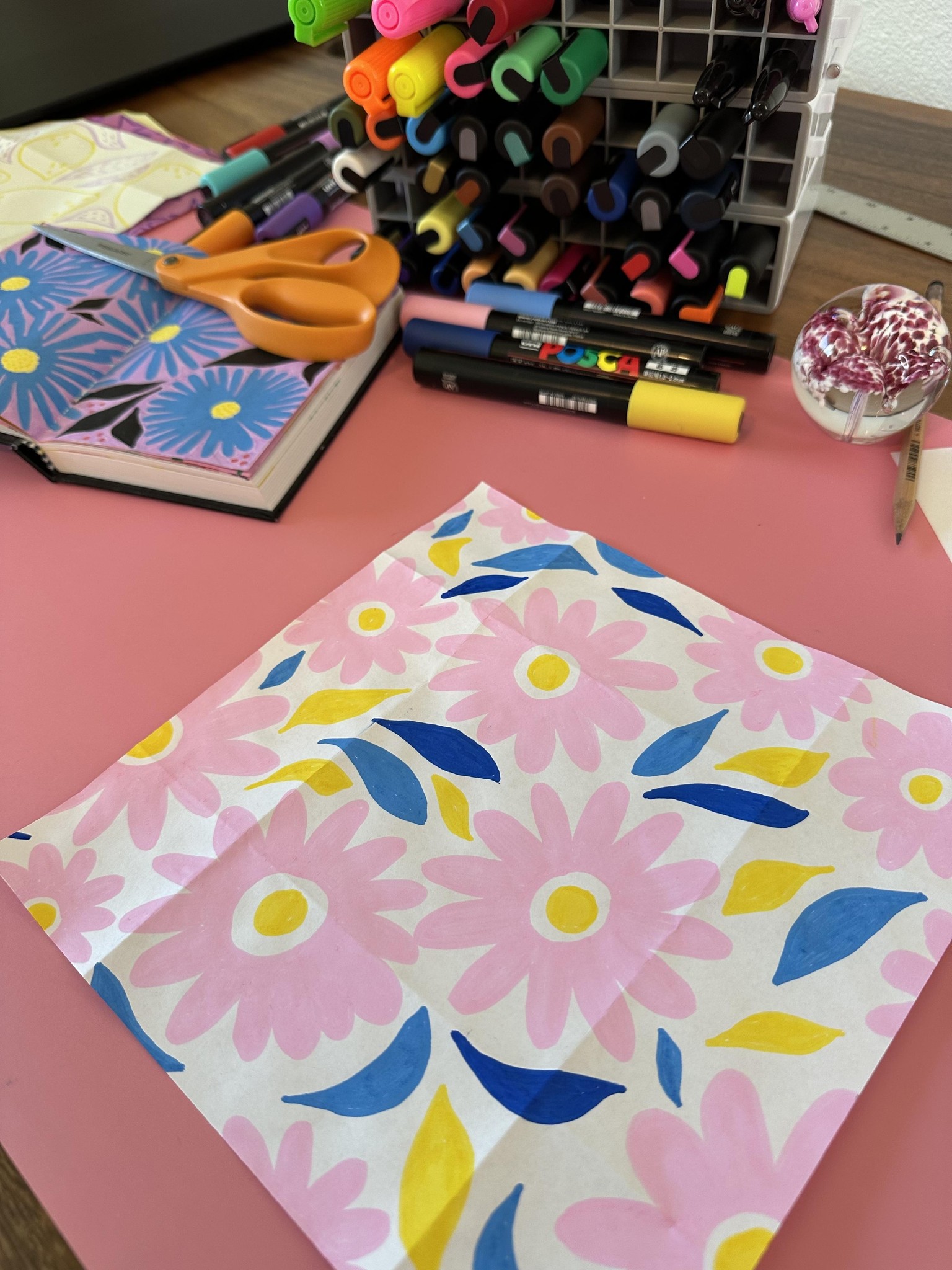 Handmade Tossed Pattern (Folding Method) - image 2 - student project