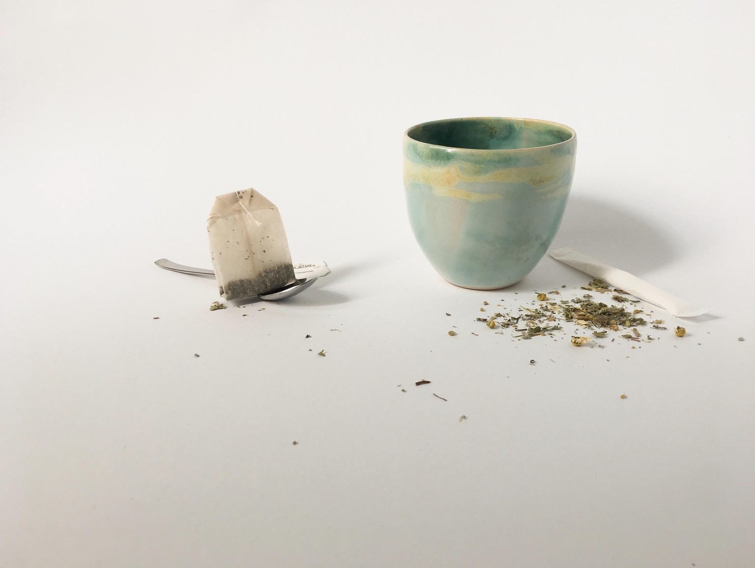 Product Photography Ceramic Mug - image 6 - student project