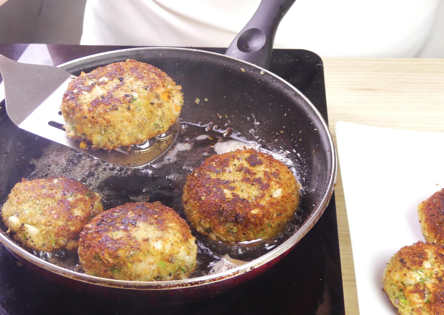 Herby Refried Bean Cakes - image 4 - student project