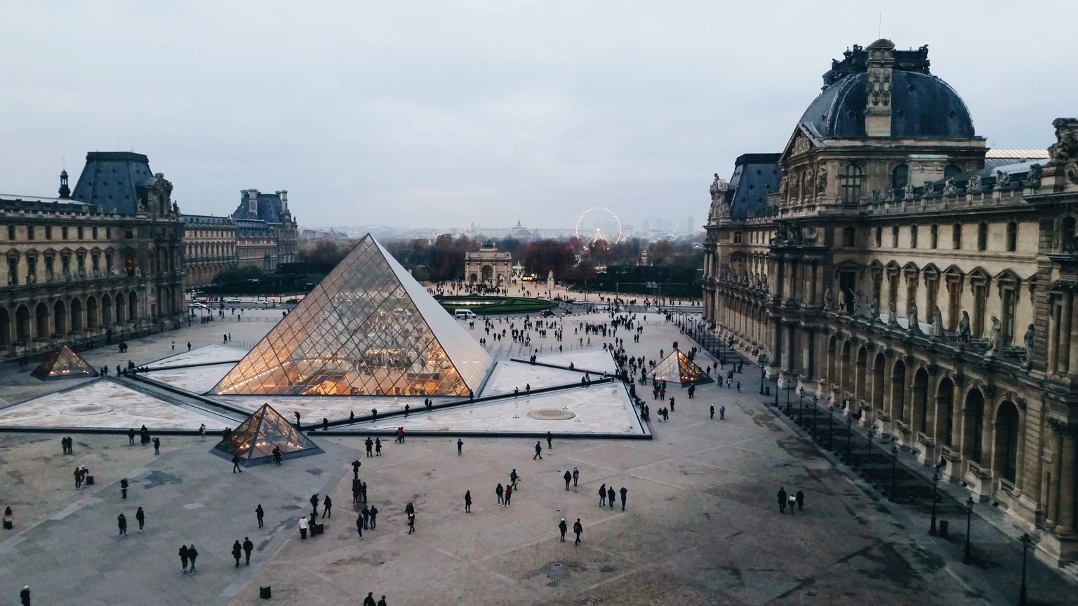 Paris in November - image 2 - student project