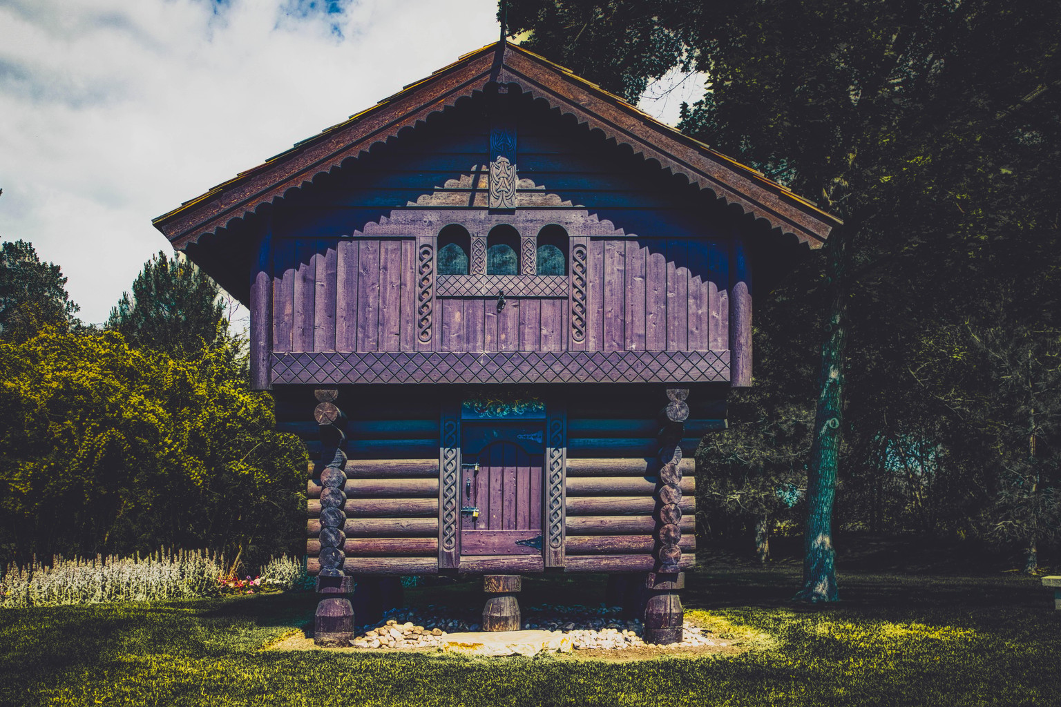 Some HDR photos from Salt Lake's International Peace Garden - image 1 - student project