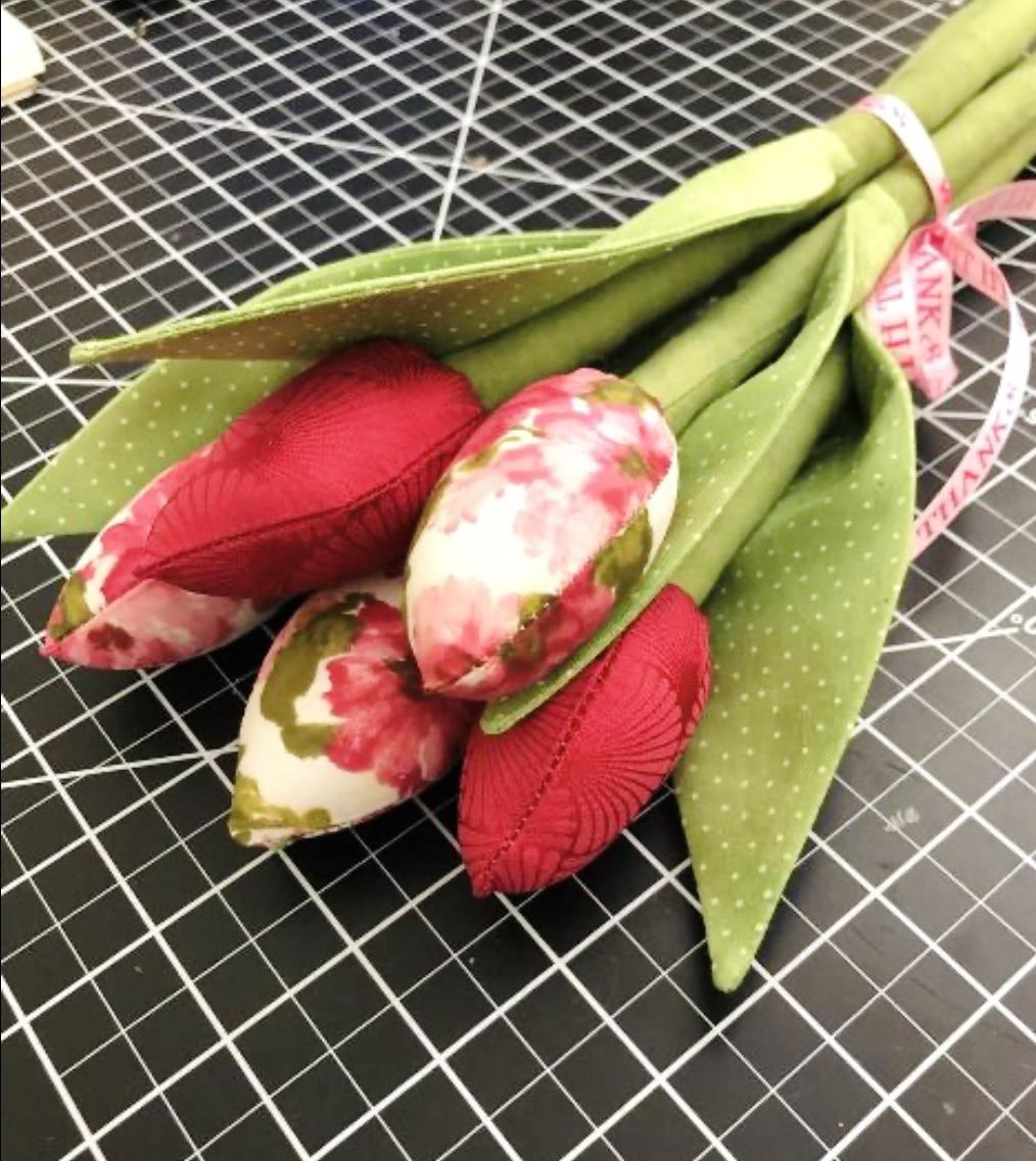 Different kind of Tulip Bouquets - image 2 - student project