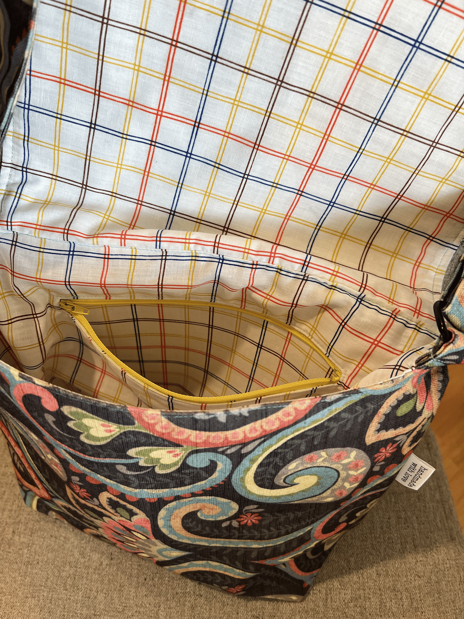Messenger Bag - image 3 - student project