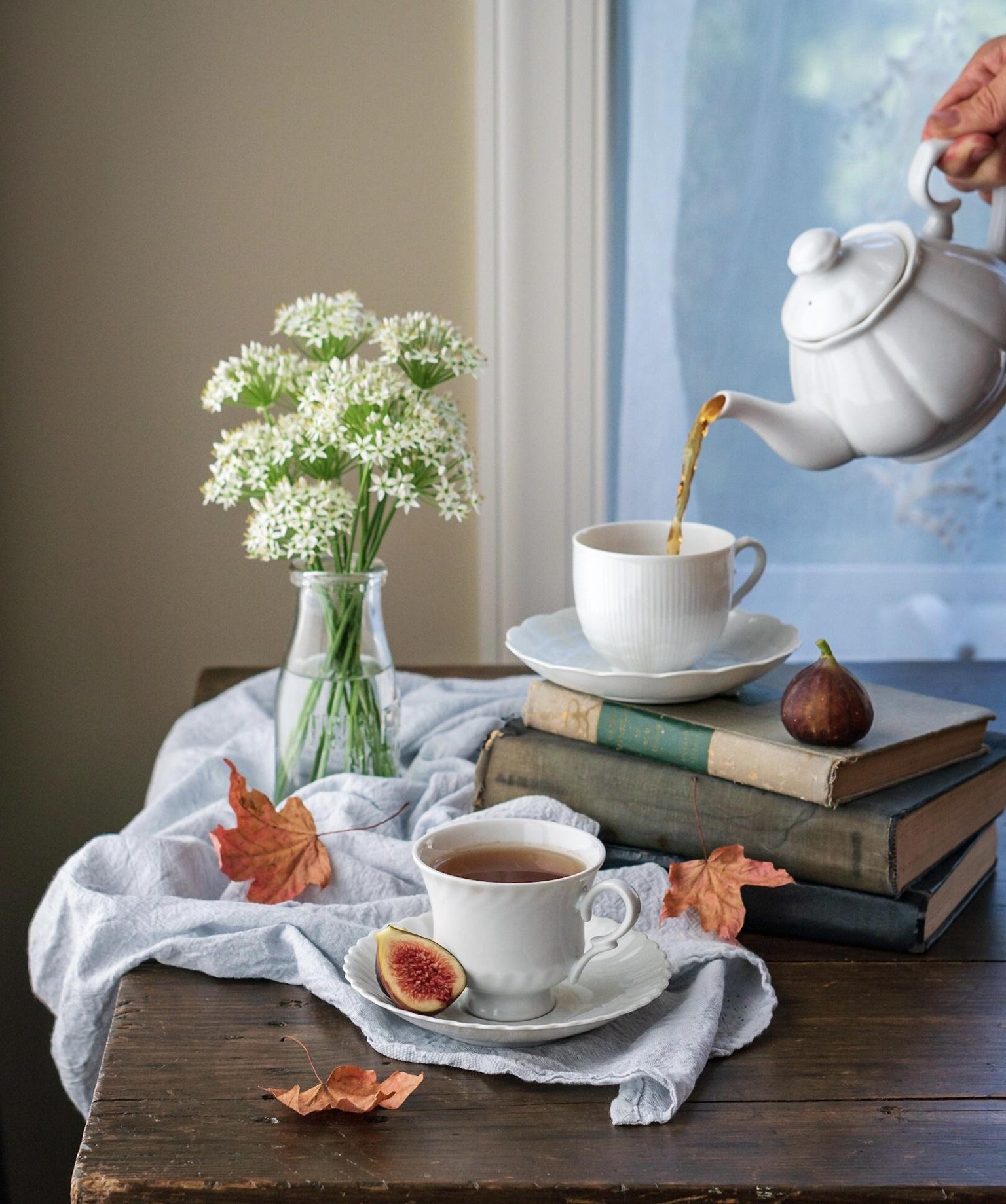 Cozy Coffee and Light & Airy Tea - image 3 - student project
