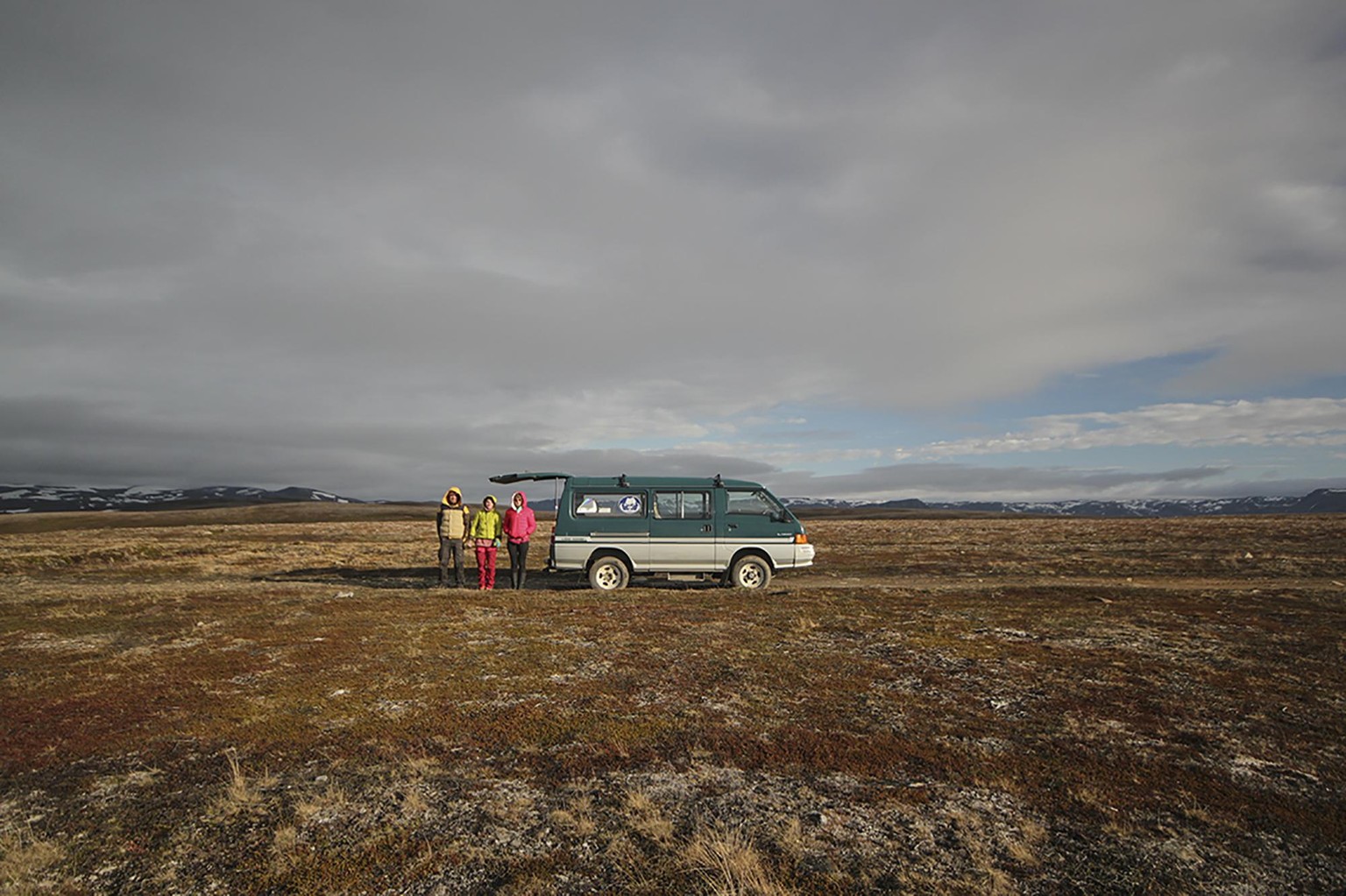 Sample Project: A Midnight Sun Road Trip Within the Arctic Circle - image 1 - student project