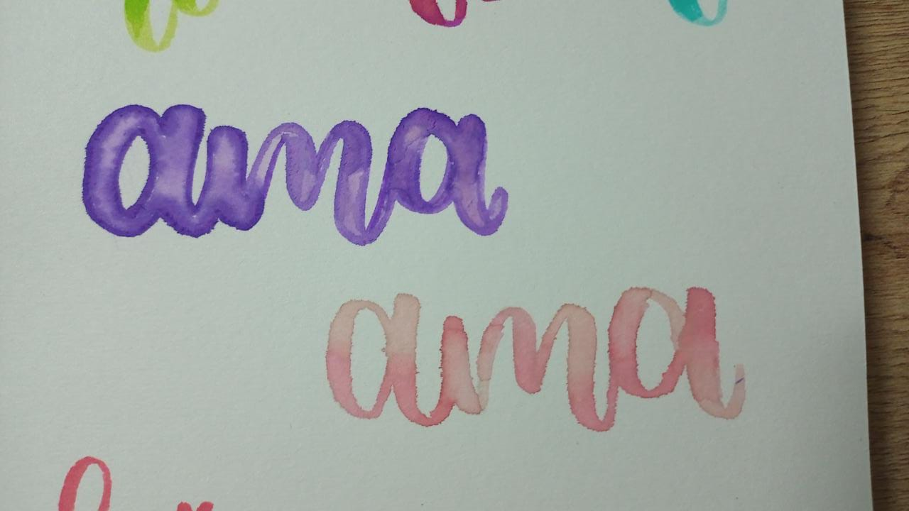 Lettering y degradado - image 3 - student project
