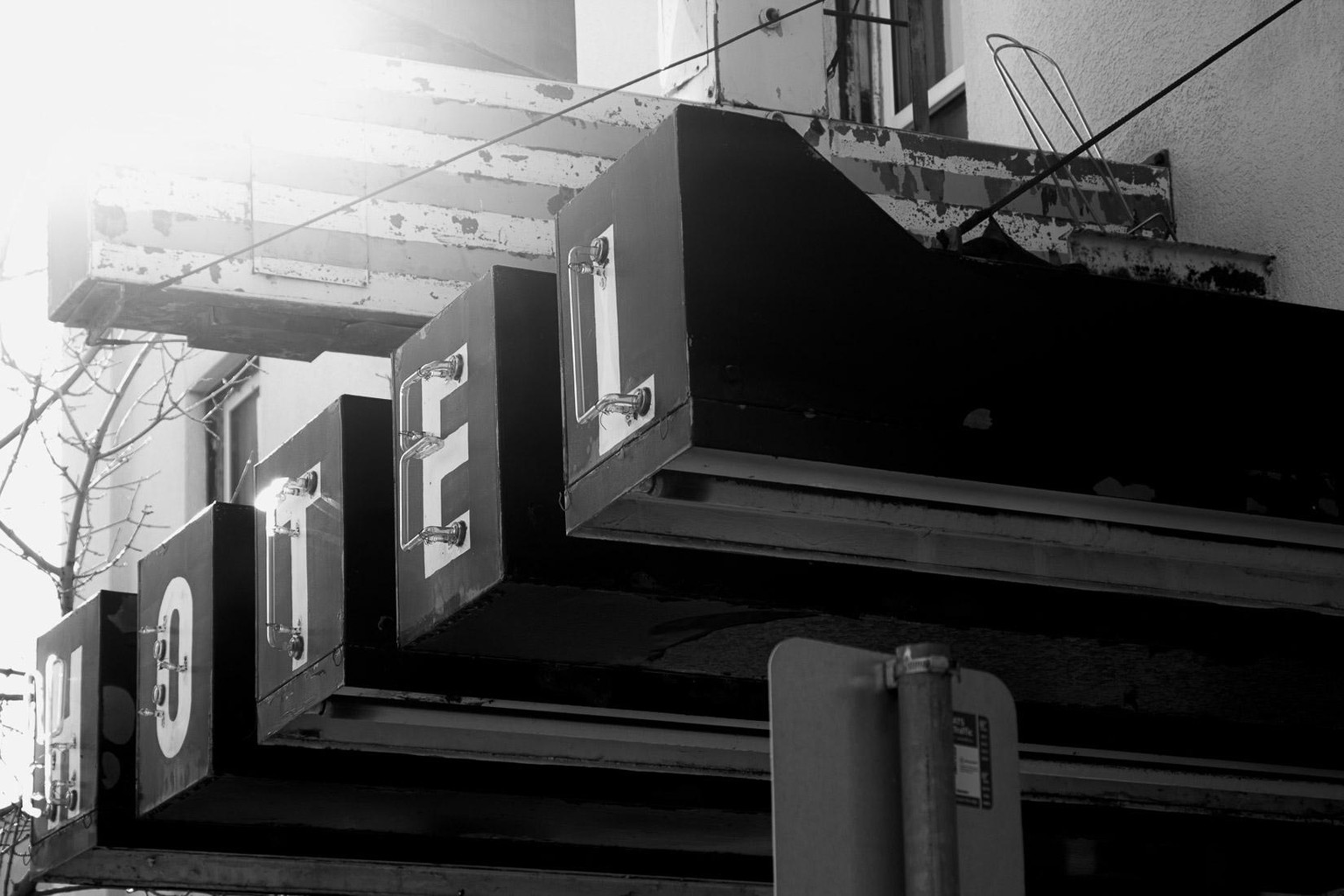 A jaunt around the Buffalo Hotel - image 9 - student project