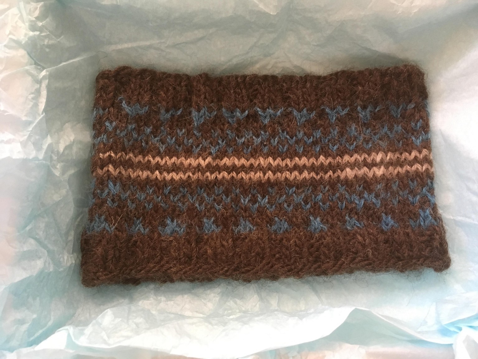 Fair Isle headband in 2 colors - image 2 - student project