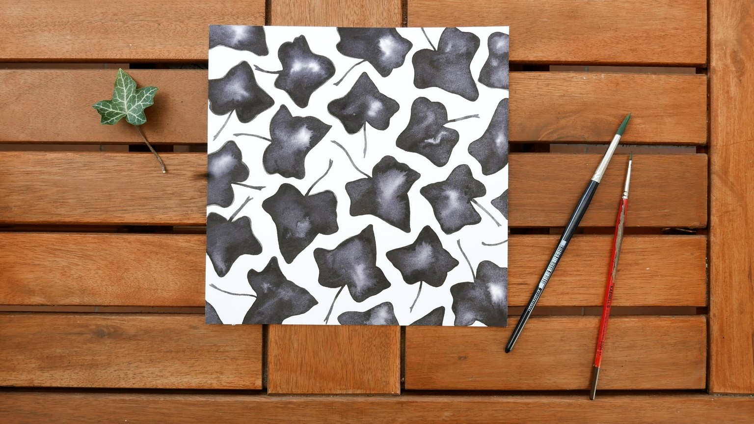 a pattern with an ivy leaf - image 1 - student project
