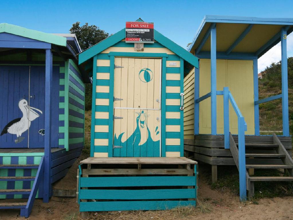Beach Hut - image 1 - student project