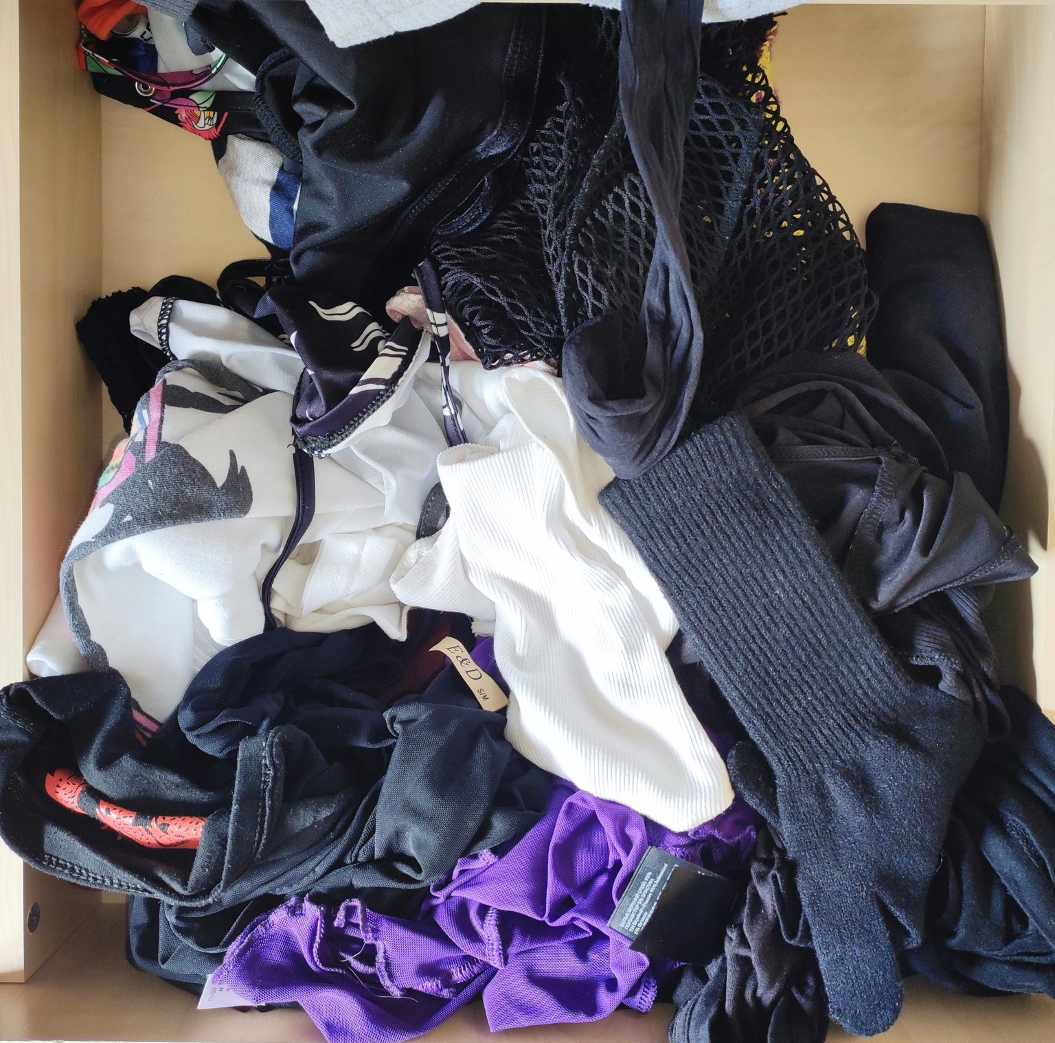 Closet organization - image 5 - student project