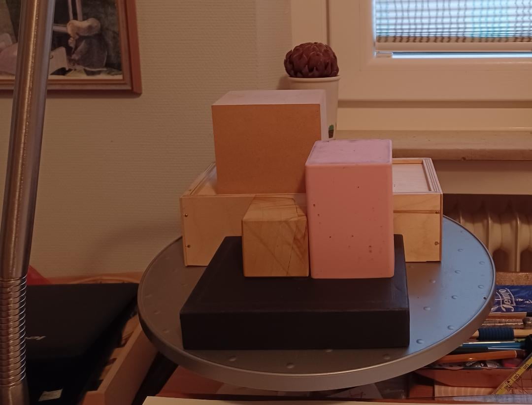 Drawing boxes in perspective with Steve Worthington - image 6 - student project