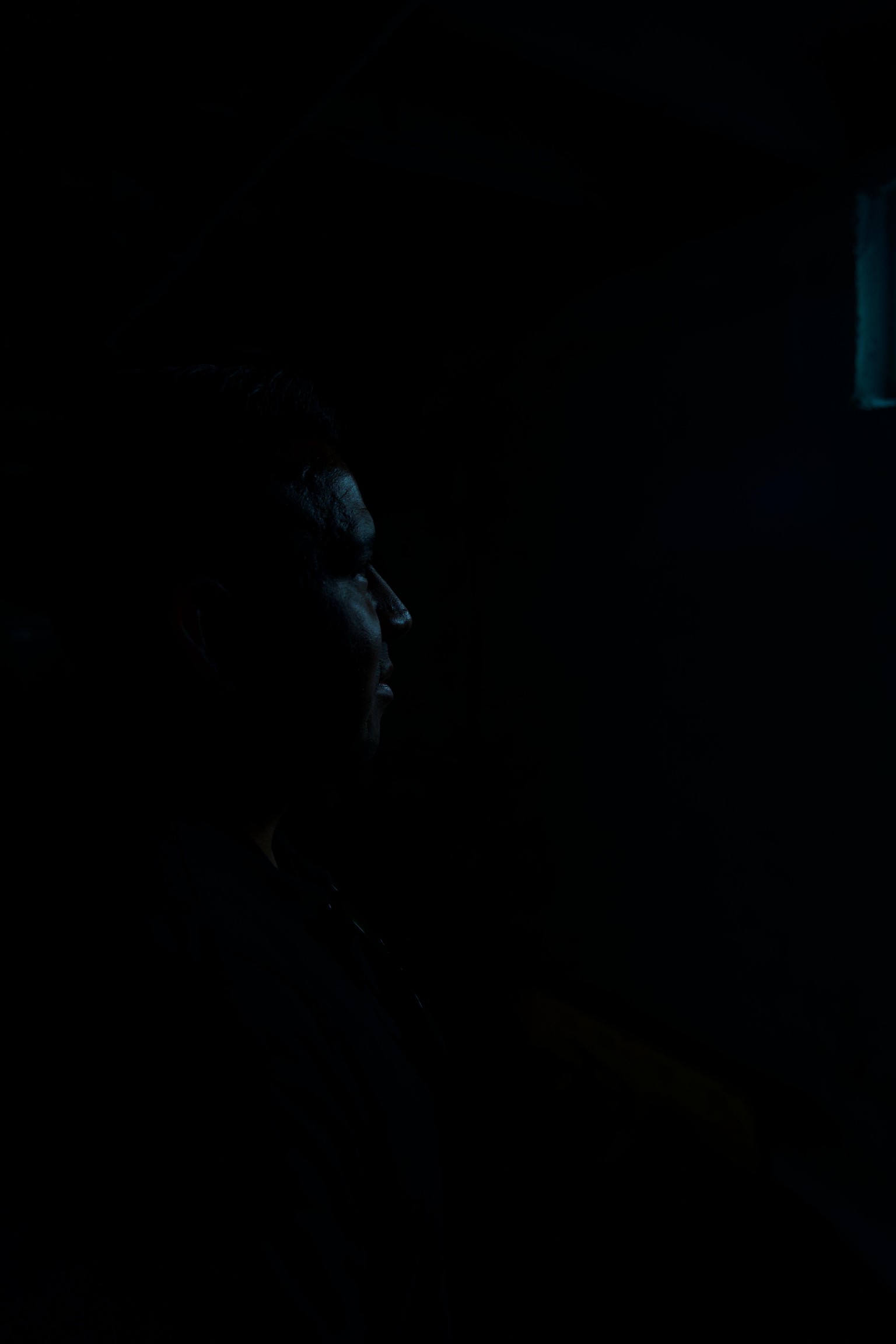Direction of the light  & Colors - image 1 - student project