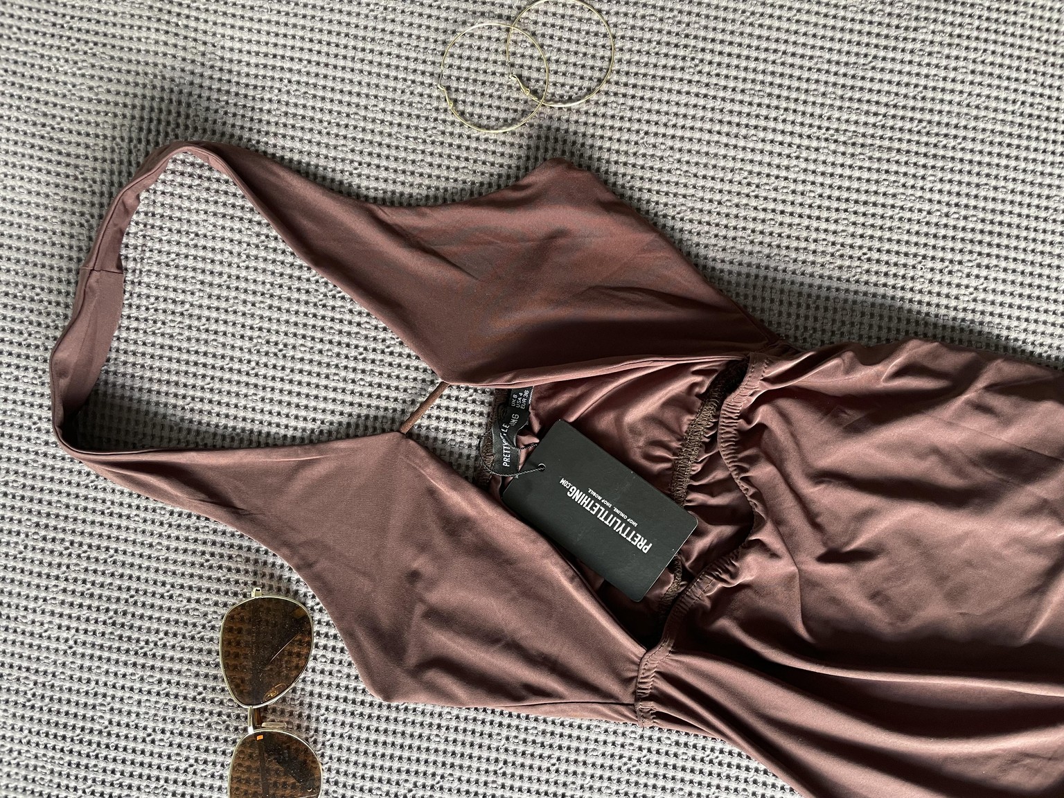 Flatlays for DEPOP - image 5 - student project