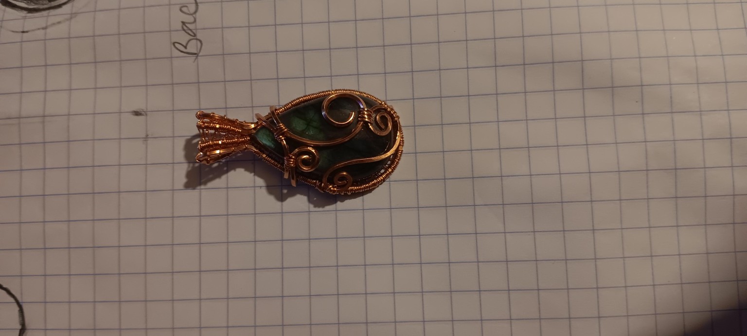 My experience making a beaded chain and pendant - image 2 - student project