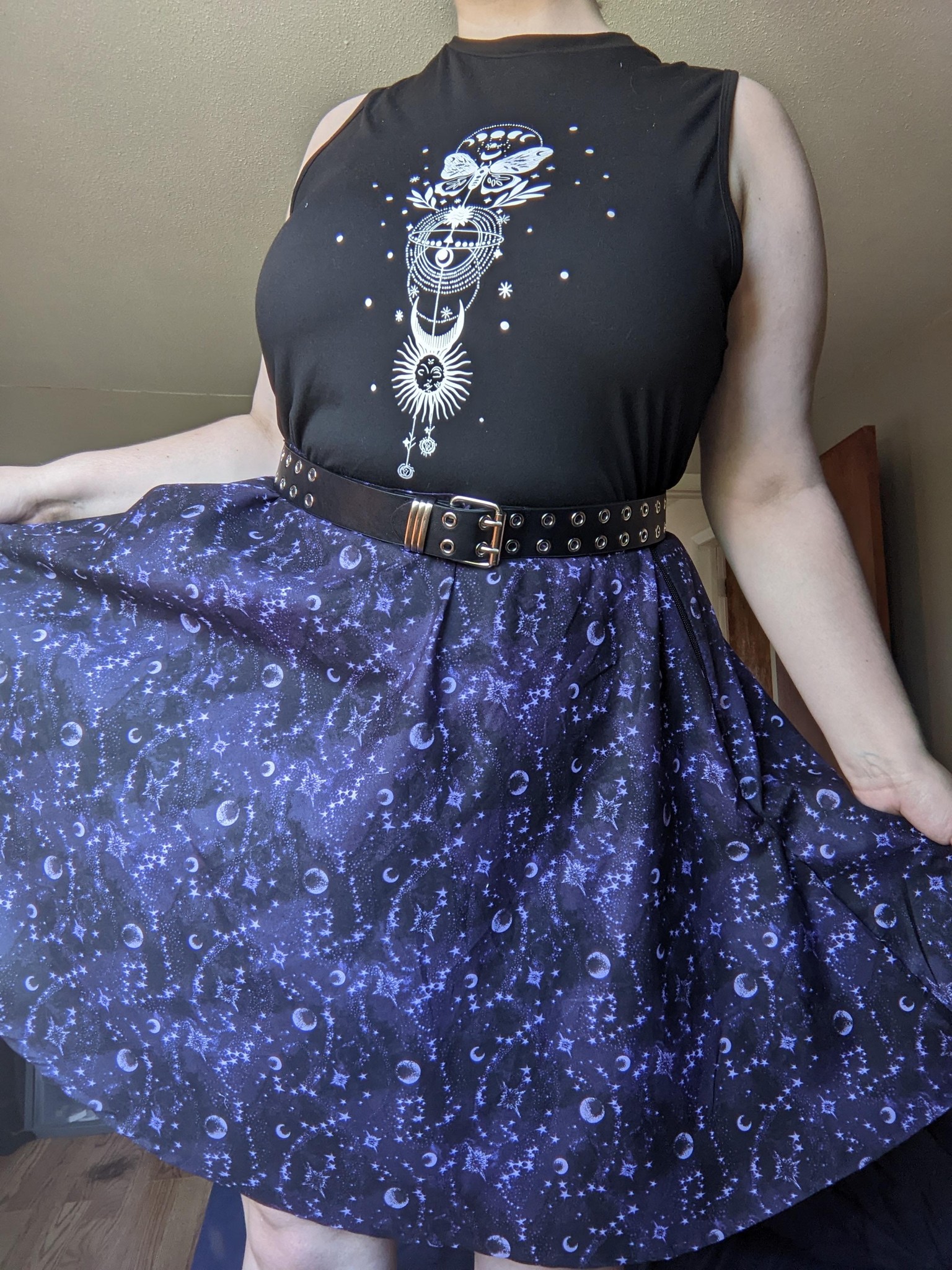 Skirt with Zipper - image 2 - student project