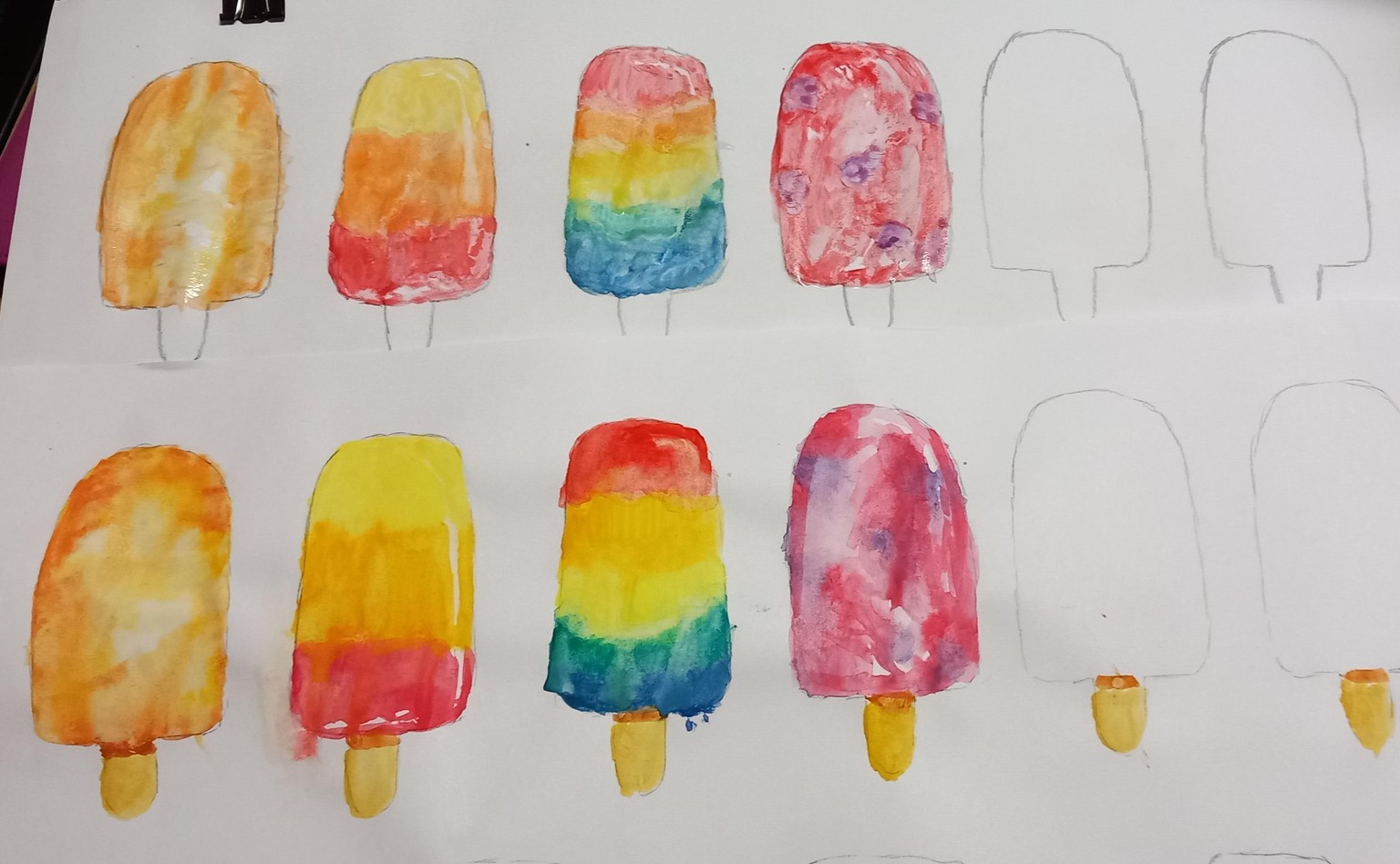 Comparission between watercolor for kids and aquarelle watercolors - image 1 - student project