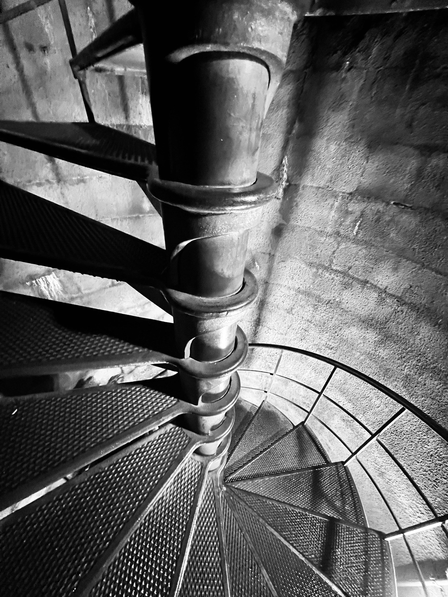 BW-O - image 3 - student project