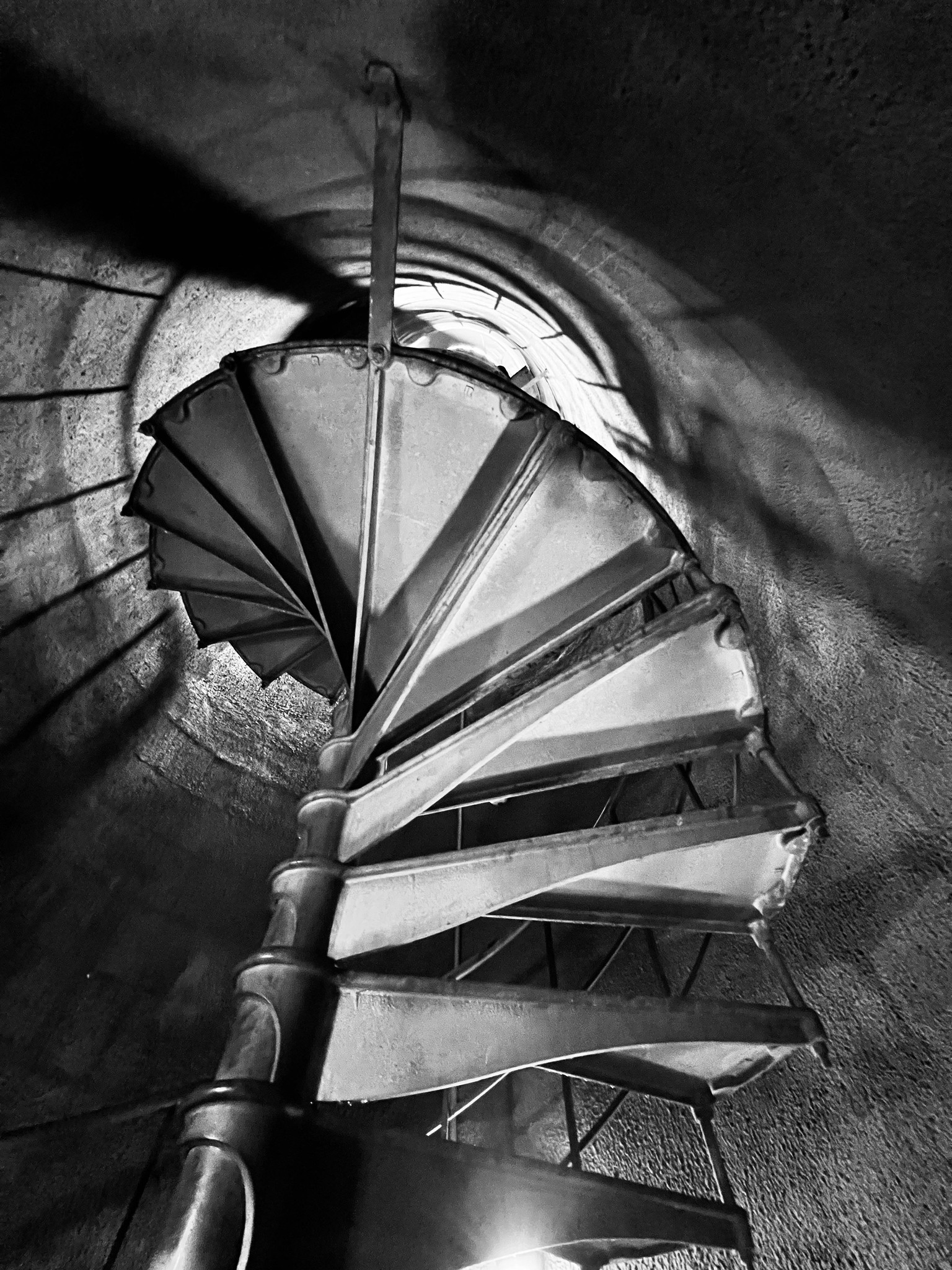 BW-O - image 1 - student project