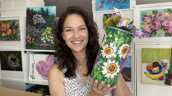 Painting Crafts: Upcycle with Flowery Garden Designs