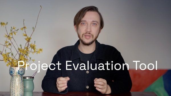 Project Evaluation for Creatives: Prioritize Ideas & Achieve Clarity