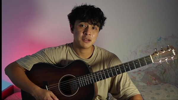 Guitar for beginners- Learn chords, strumming and fingerstyle