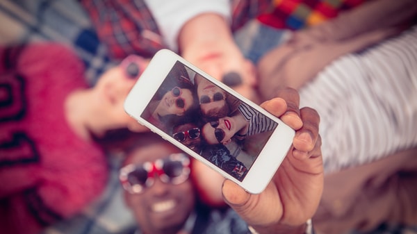 How to Take the Perfect Selfie | iPhone Portrait Photography