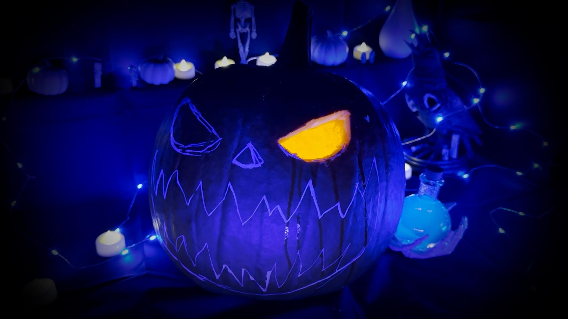 Cinzeladura de abóbora e pintura: 9 ideias criativas de decoração para o  outono e o Halloween | Flori Fama | Skillshare, image size:1920x1080