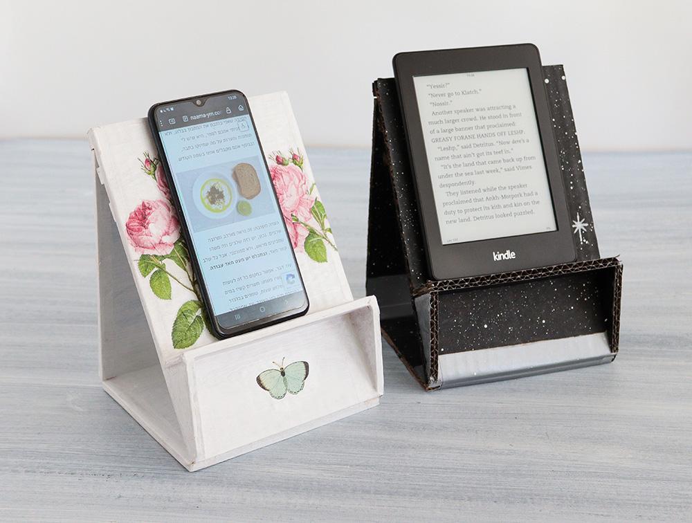 two phone and kindle holders