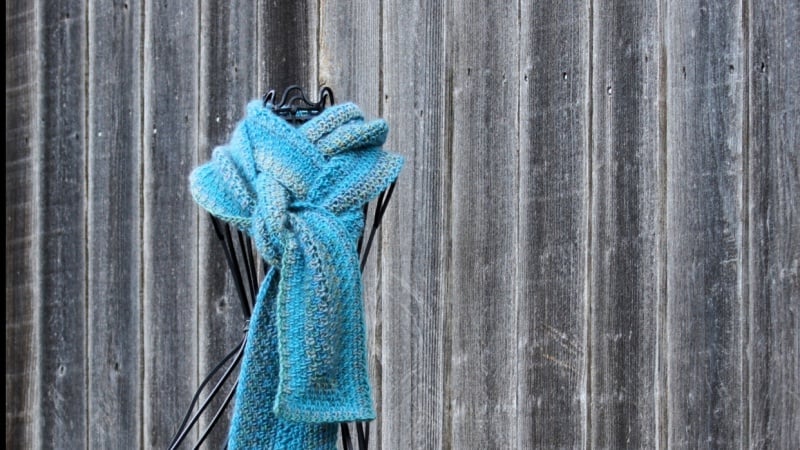 Chameleon Scarf in Tidal