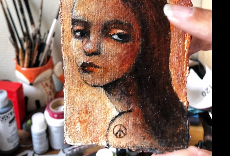 I love tiny portraits!