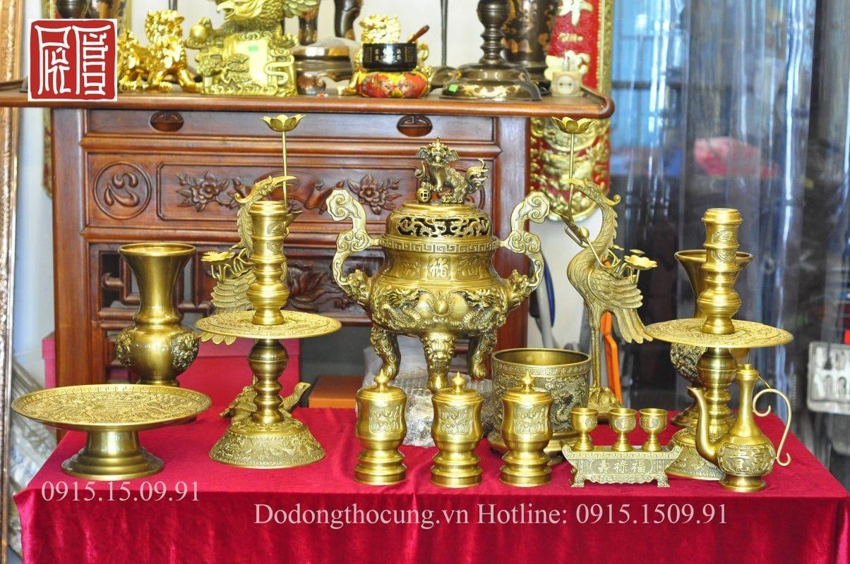 Đồ thờ bằng đồng Phúc Tường - student project