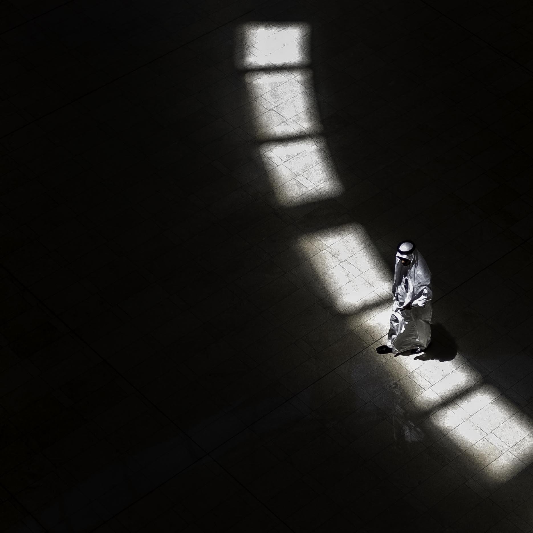 Photographie de rue : Débloquer les secrets de la composition, de la  couleur et de la confiance | Craig Whitehead | Skillshare, image size:1870x1870