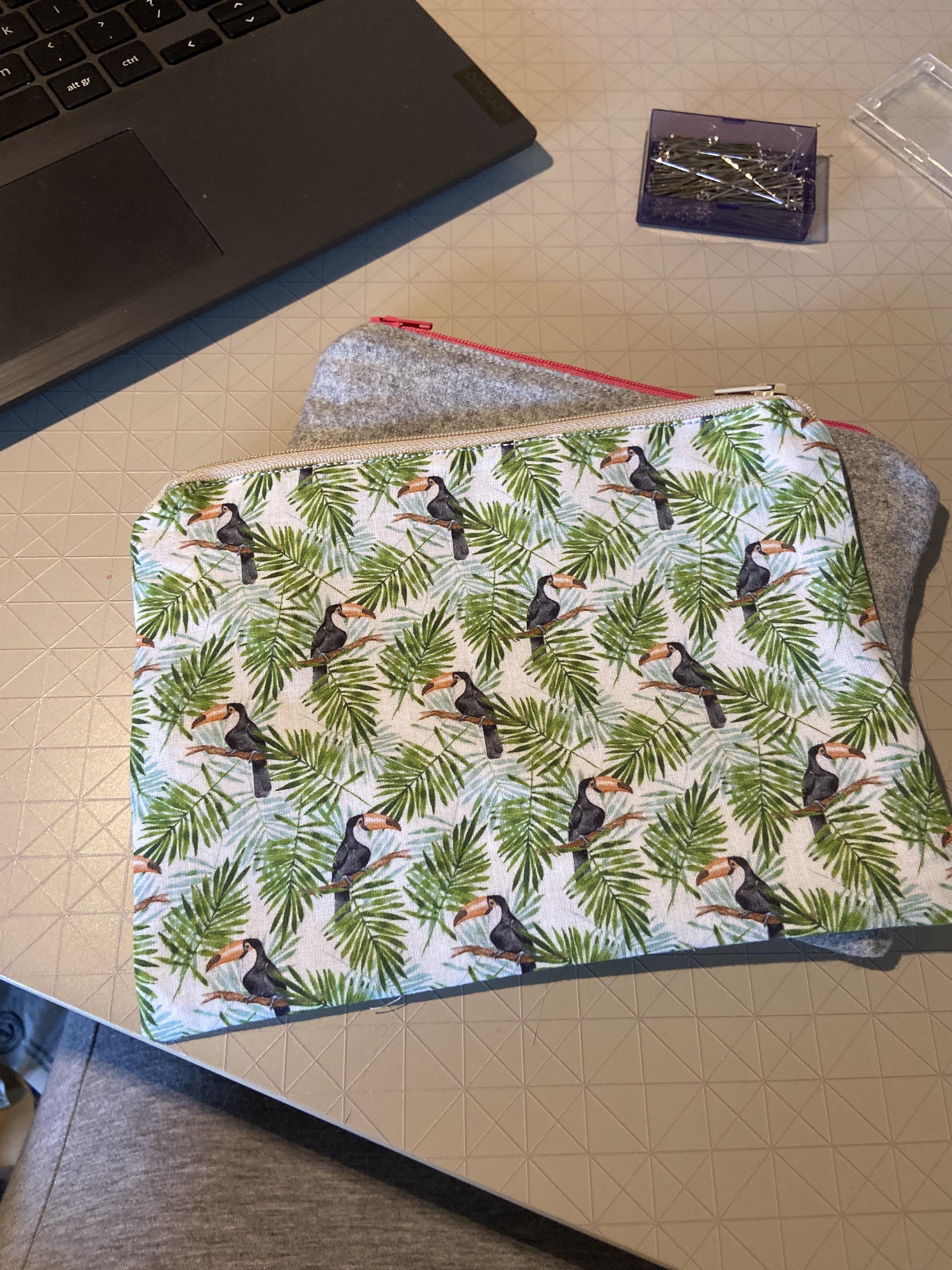 Cute Zipper Bags - student project