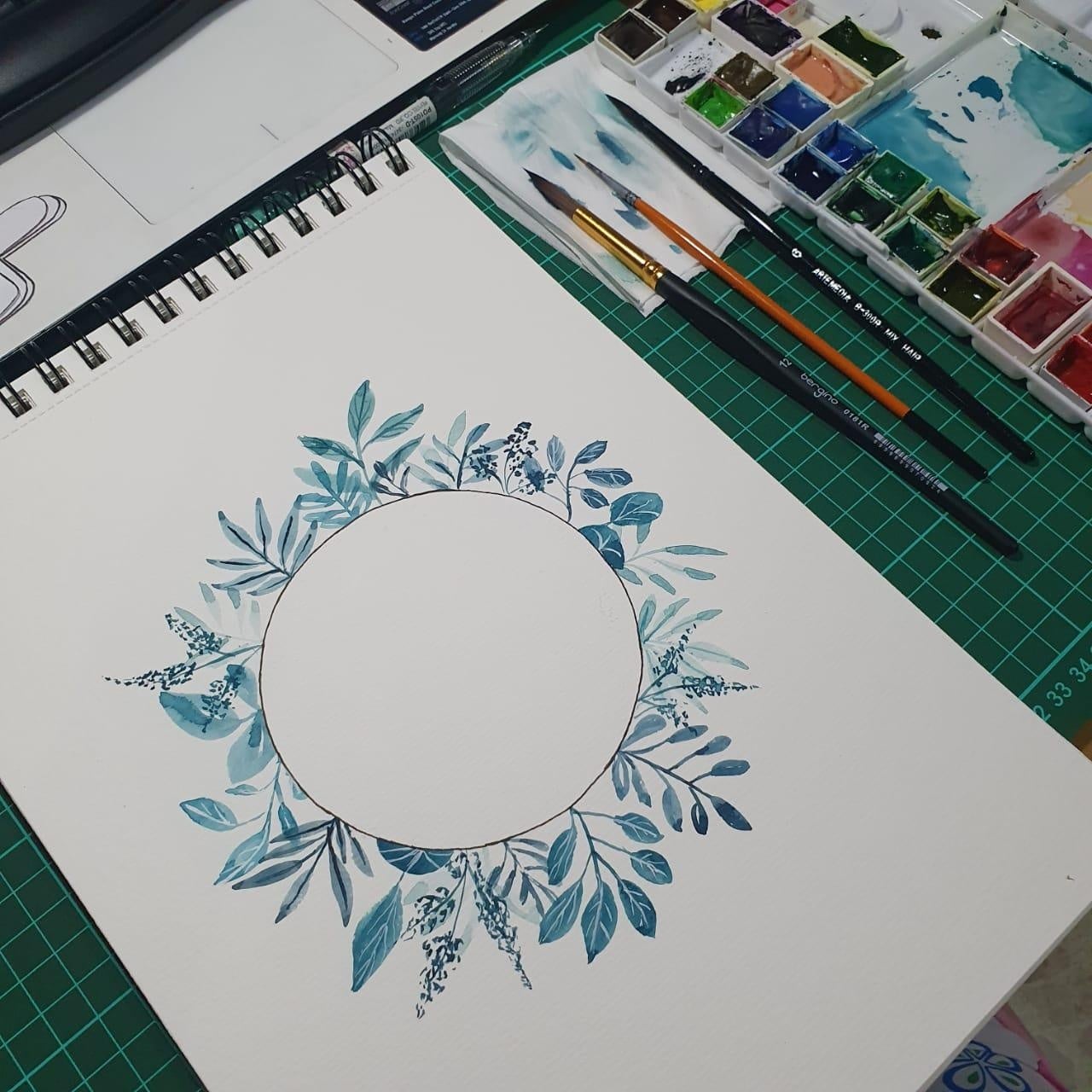 Painting a Monochromatic leaf wreath - student project