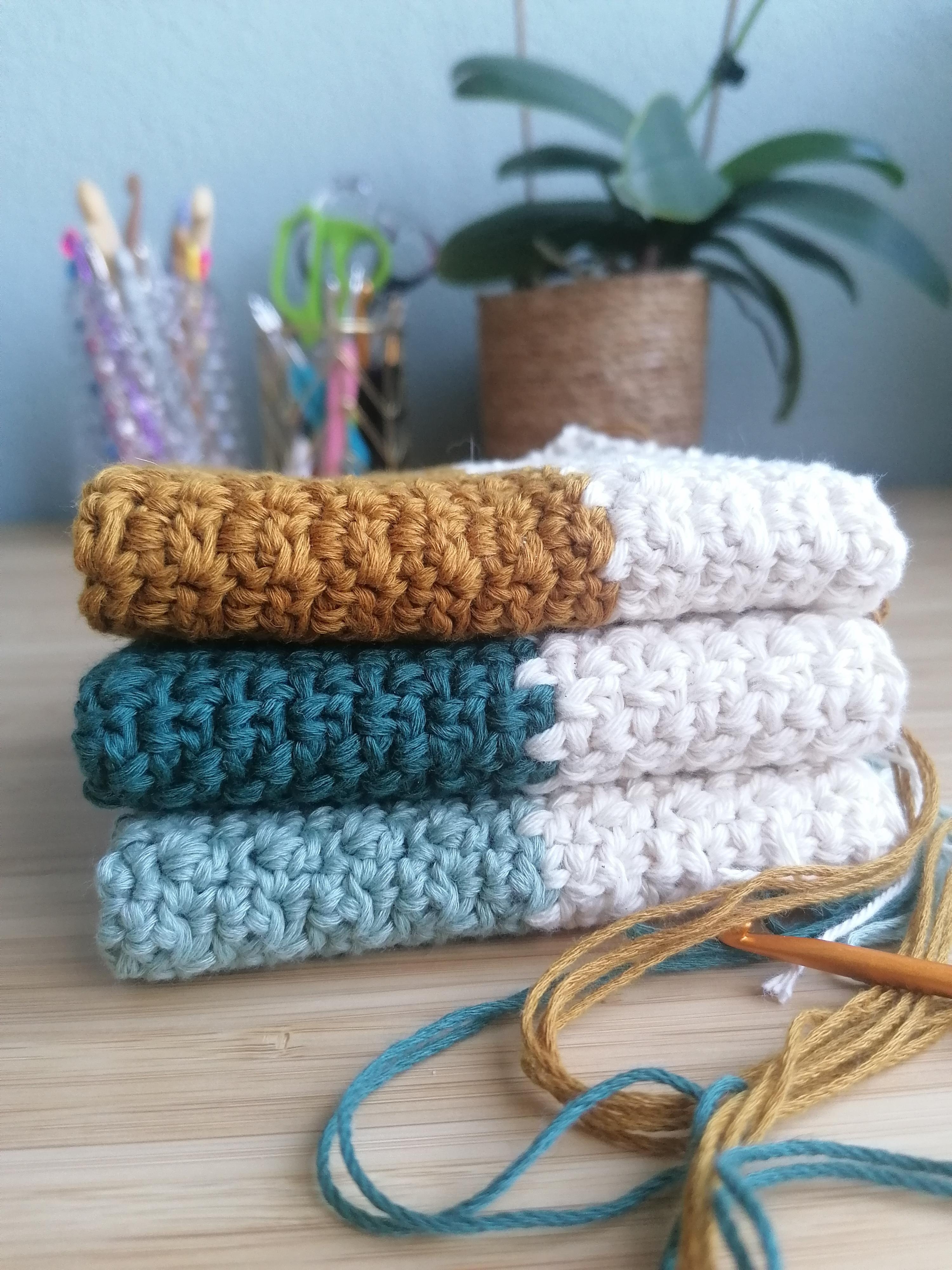 Crochet dishcloth