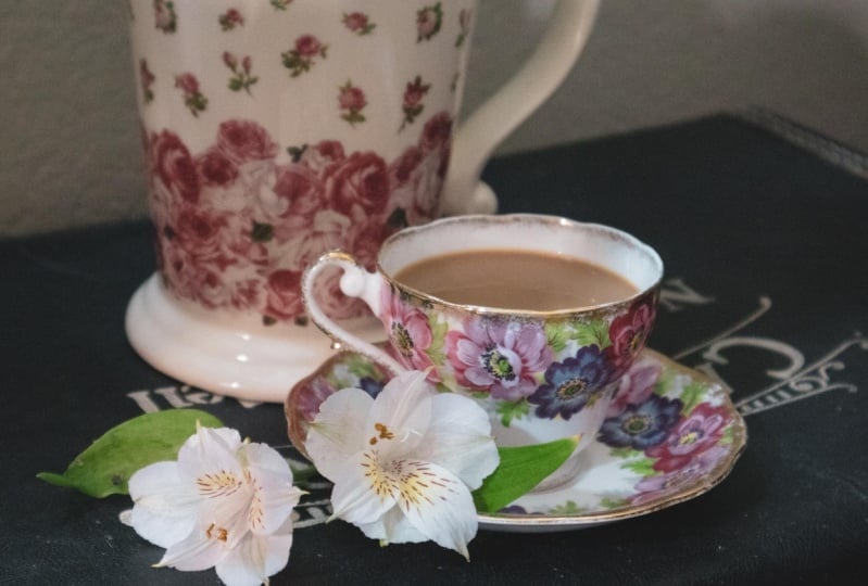 Flowers and thrifted items