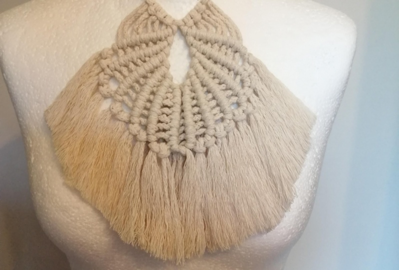 Macrame seashell