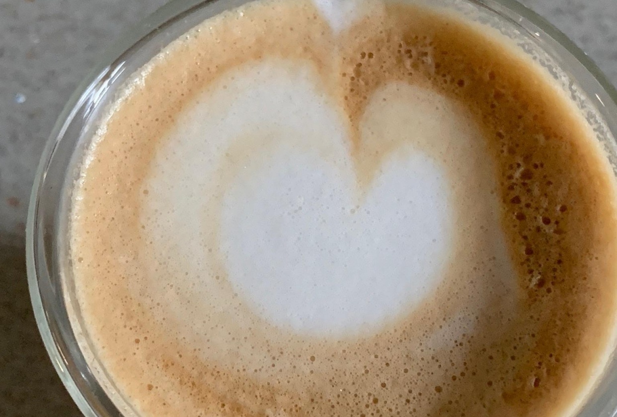 Flat White made on a Sunbeam Cafe Series home espresso machine - student project