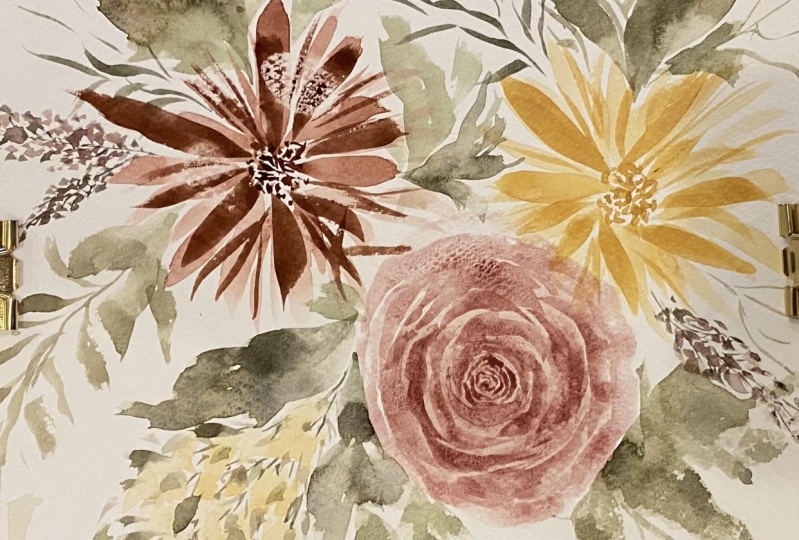 Dramatic dahlia and roses