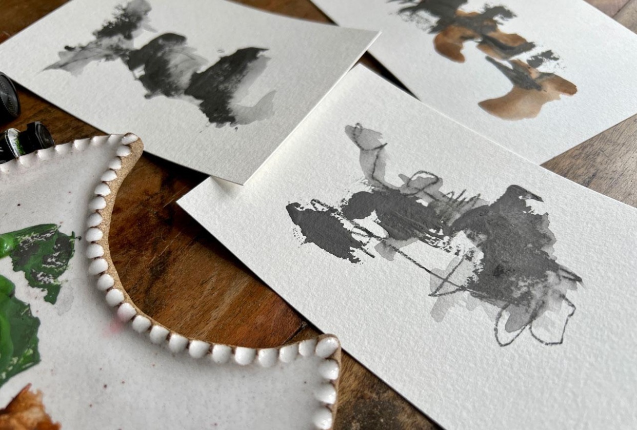 Fluid Graphite Abstracts – Experimenting With Fluid Graphite and Water Soluble G - student project