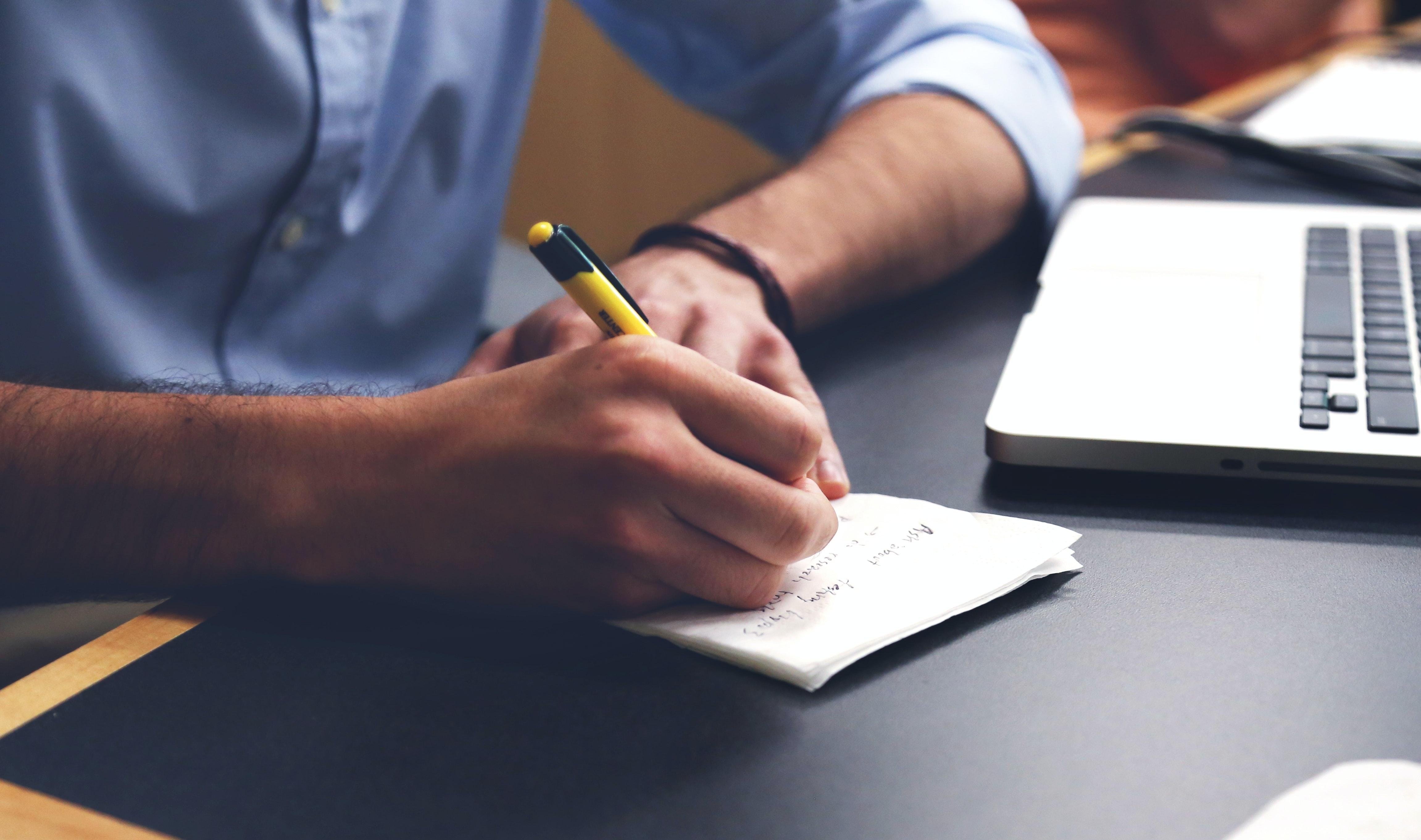 Latest Argumentative & Persuasive Essay Topics for 2022 Updated - student project