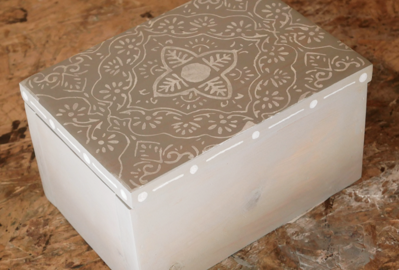 My faux pearl inlay jewelry box